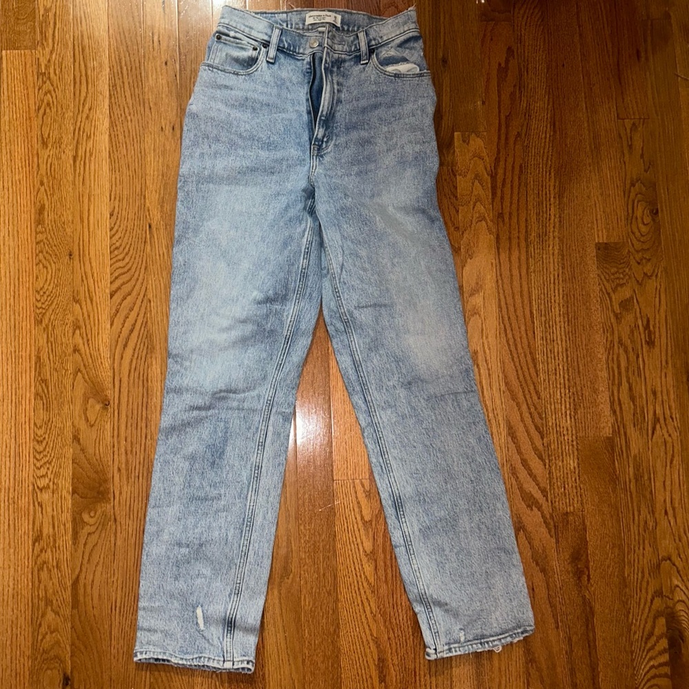 Abercrombie & Fitch Jeans - Picture 2 of 3